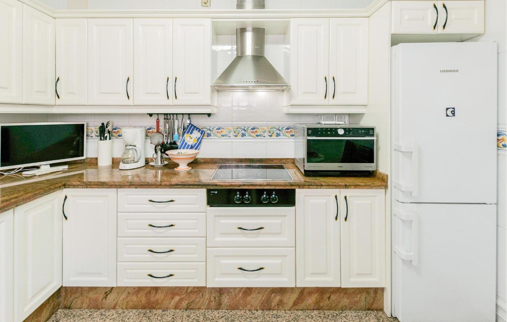 Cozy Apartment In Sevilla With Kitchen Exteriér fotografie